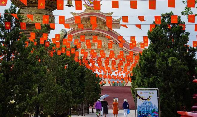 庆祝4·30南方解放日越南全国多地公园、游乐景点推出门票优惠